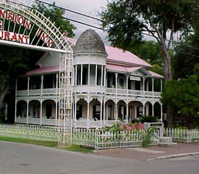 Gruene Mansion